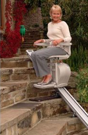 Kültéri széklift beépítés